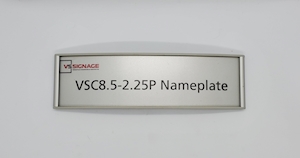 This portrait style curved metal nameplate has a traditional elegant look. The VSC8.5-2.25P Small Curved Name Plate is perfect for office nameplates or office cubicle signs.